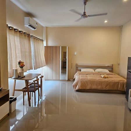 Skypearl Guesthouse & Pub Ko Tao Bagian luar foto