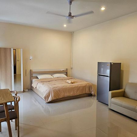 Skypearl Guesthouse & Pub Ko Tao Bagian luar foto