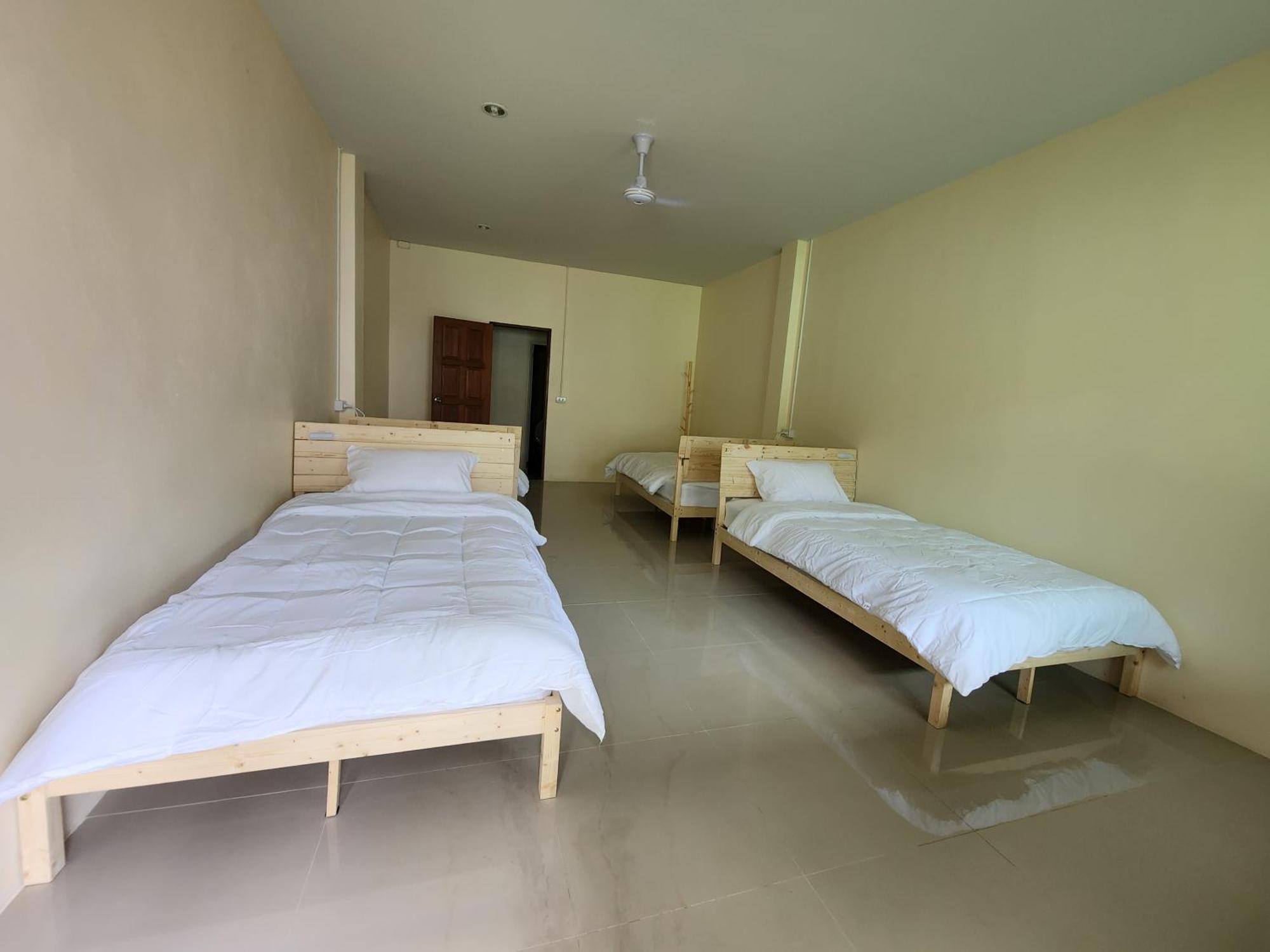 Skypearl Guesthouse & Pub Ko Tao Bagian luar foto