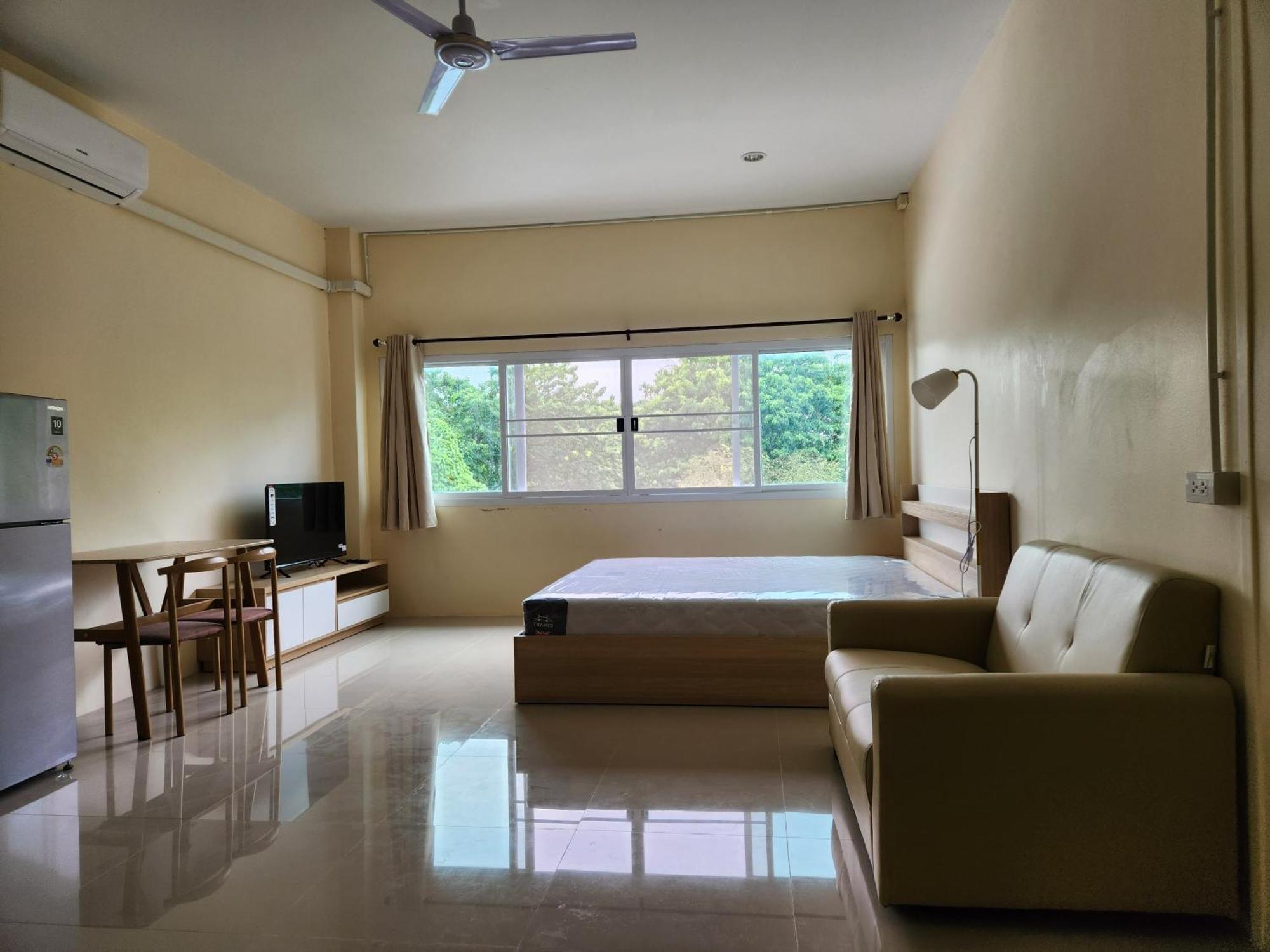 Skypearl Guesthouse & Pub Ko Tao Bagian luar foto